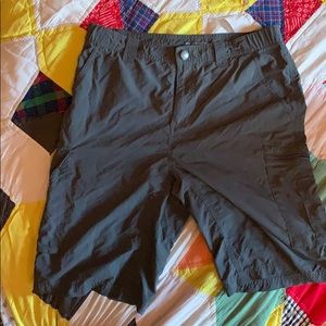 Columbia Men’s Omni-Shade Cargo Shorts W32 L12